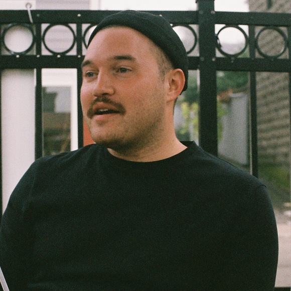 Meet your Posher, Chris - Picture 1 of 1